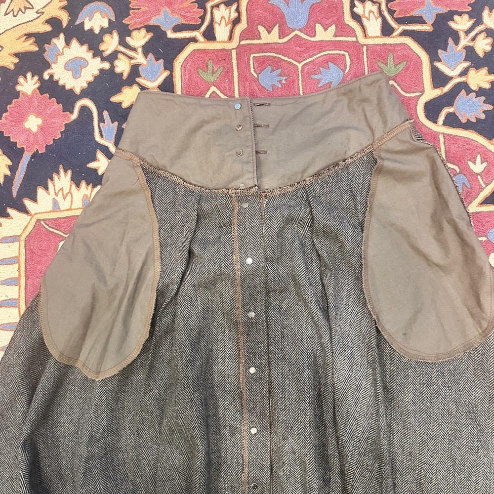 NWT- Wool Button-Front Women's Riding Skirt - Picture 8 of 8